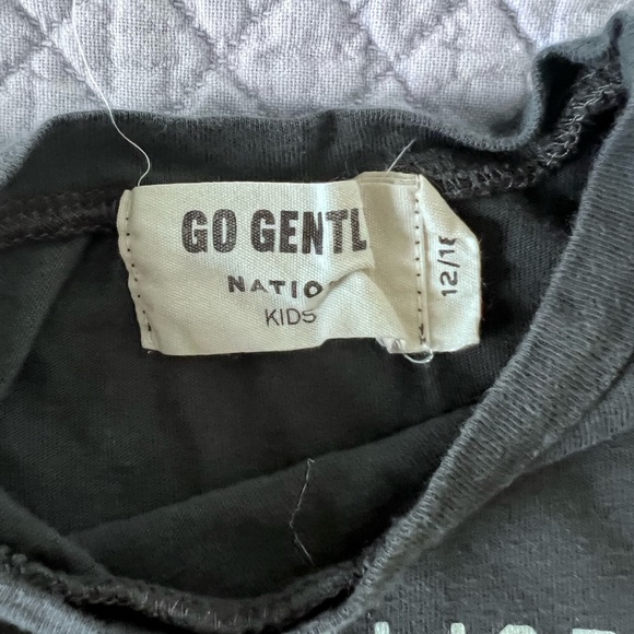 Go Gently Nation “Minimalist” t-shirt - Picture 2 of 3